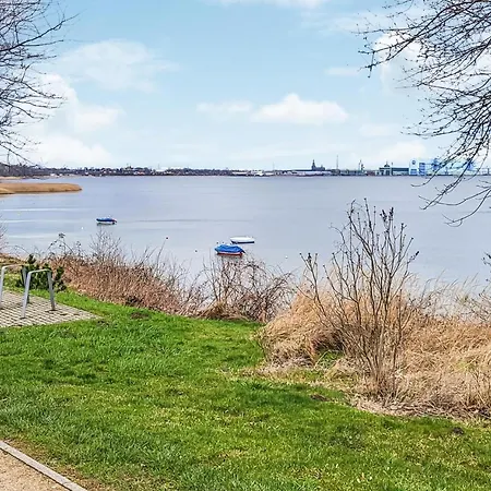 1 Bedroom Gorgeous In